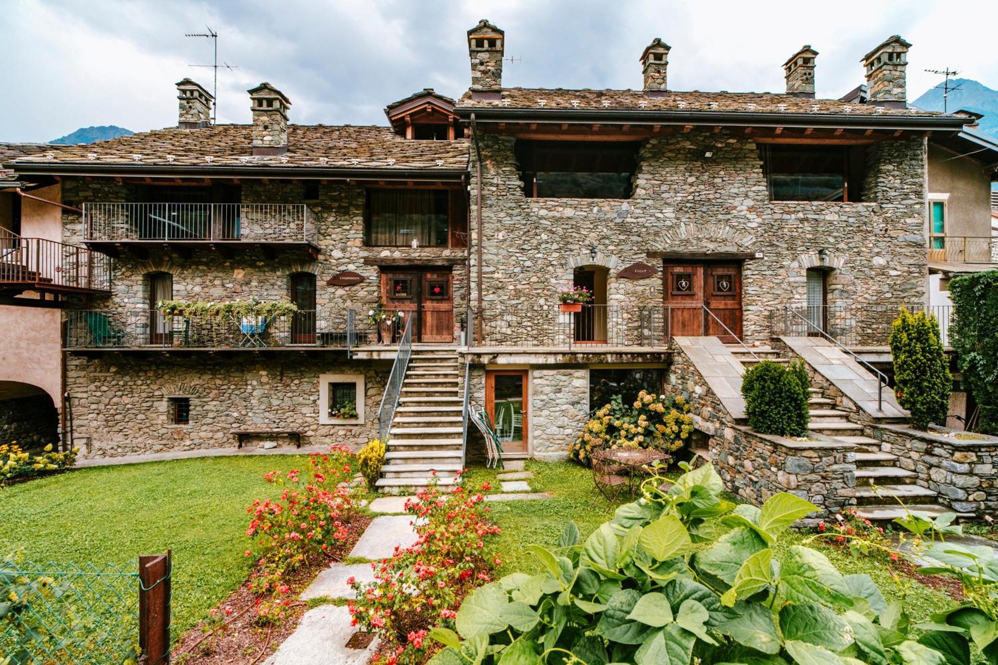 Maison Rosset Agriturismo, Camere, Appartamenti E Spa In Valle D'Aosta Nus Exterior photo
