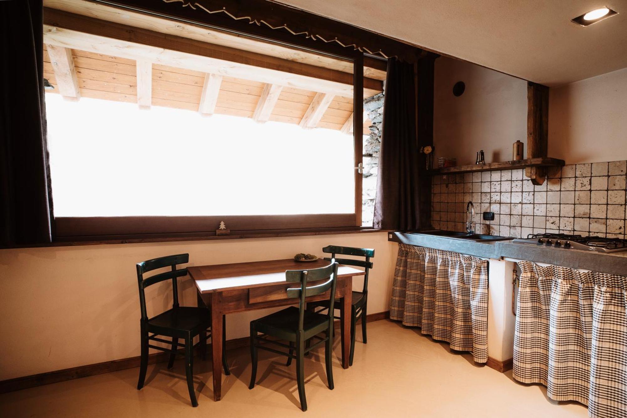 Maison Rosset Agriturismo, Camere, Appartamenti E Spa In Valle D'Aosta Nus Exterior photo